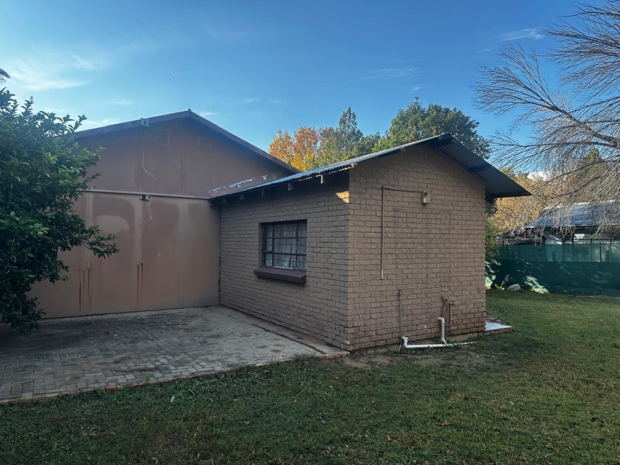 4 Bedroom Property for Sale in Dealesville Free State